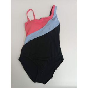 Nike Fürdőruha, úszódressz, úszónadrág Nike MISSY ASYMMETRICAL ONE PIECE B (Nike Swim)